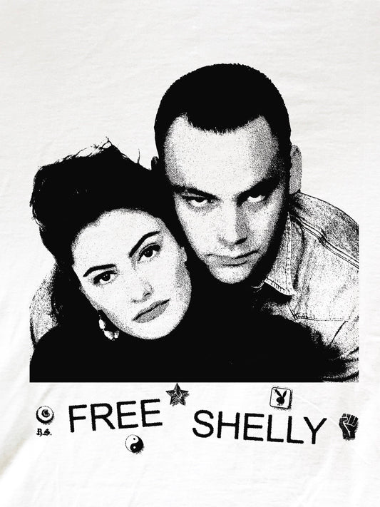 Free Shelly Twin Peaks T-Shirt (Gildan Softstlye Unisex Cotton Shirt)