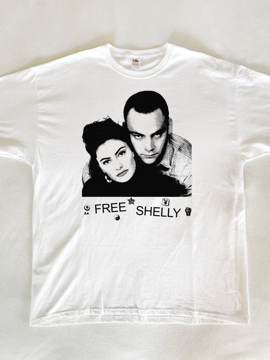 Free Shelly Twin Peaks T-Shirt (Gildan Softstlye Unisex Cotton Shirt)